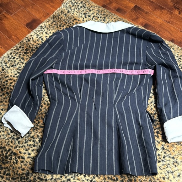 The ULTIMATE POWER SUIT Vintage Thierry Mugler Navy White pinstripe suit S40 - Picture 9 of 12